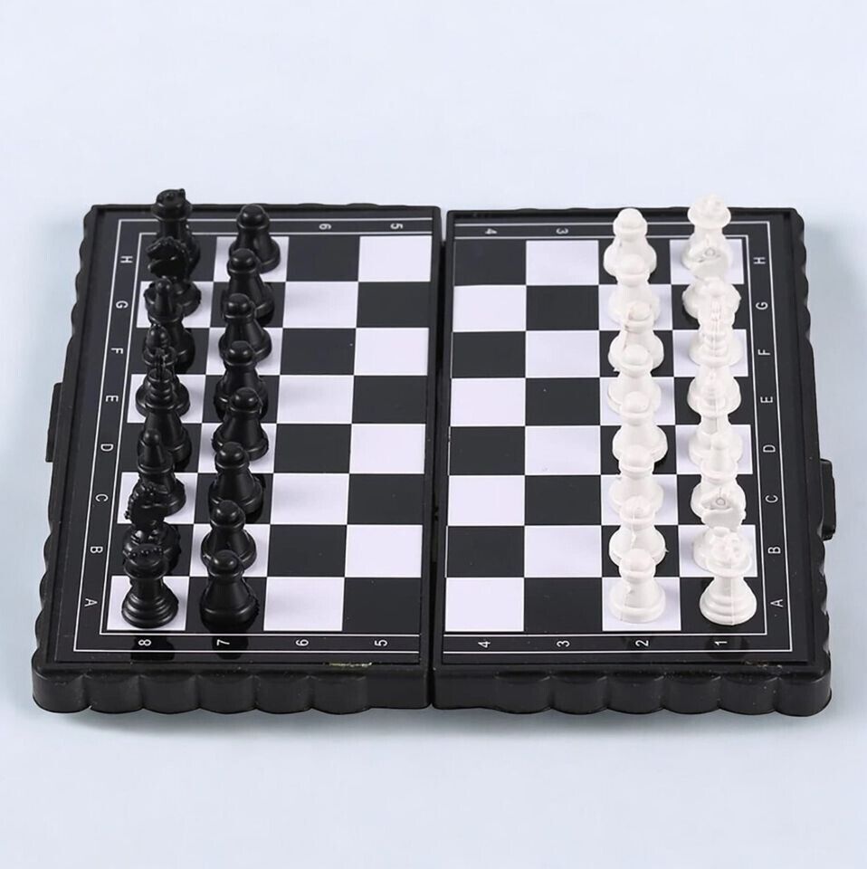 Mini Schach Spiel to go 13x13 cm – Magnetisches Faltbares Schachbrett mit Dame All10