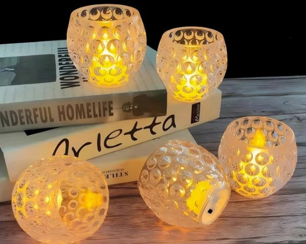 LED Kugel-Licht 7,5×7 cm – Transparent, inkl. Batterie, dekorativ