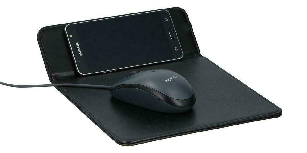 Grundig mouse pad with wireless charging function for mobile phones, black