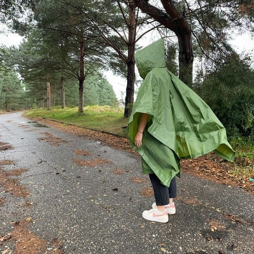 Regenponcho mit Kapuze | Wasserdicht | Wiederverwendbar | Outdoor | Unisex