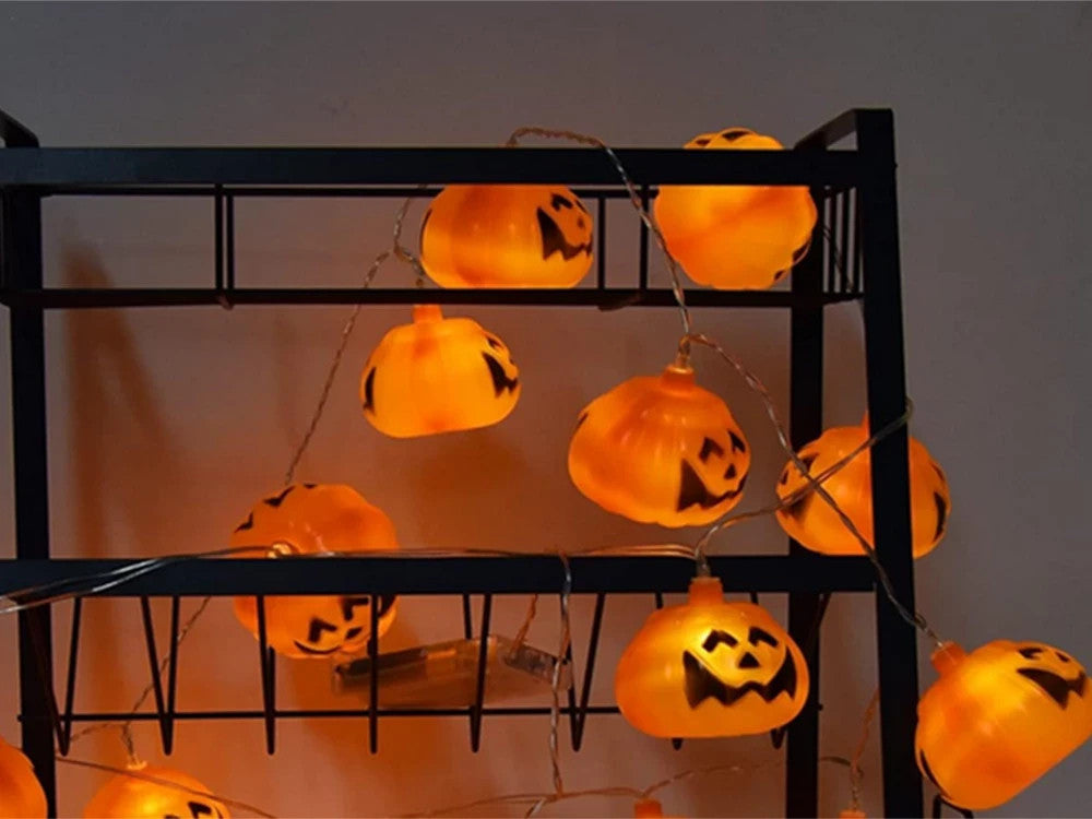 Halloween Party Deko 🎃 Kürbis Lichterkette 10 LED 200cm Warmlicht Hängend 👻