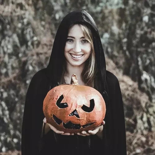 Langer Umhang mit Kapuze Schwarz 172x120 cm Halloween Kostüm Unisex