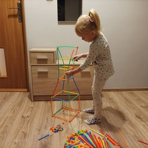 Konstruktionsspielzeug 408-tlg – Strohhalm Baukasten mit Verbindern | Kreatives Steckspiel für Kinder ab 3 Jahren