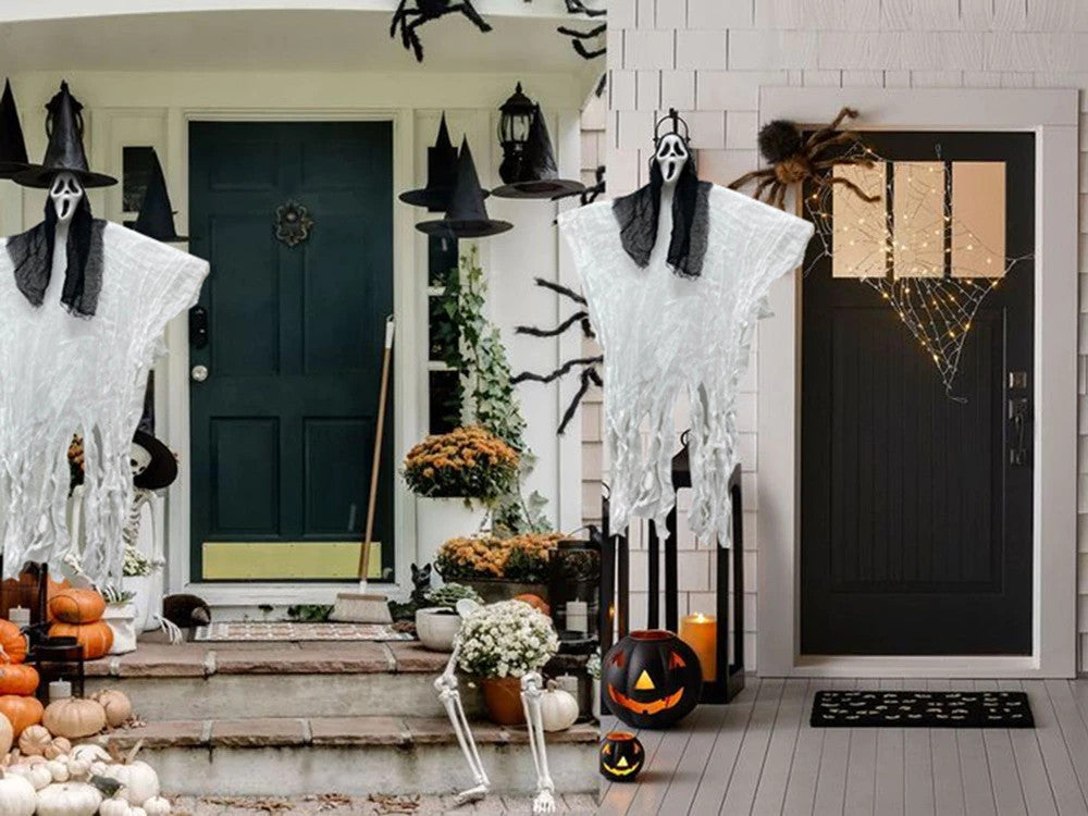 Halloween Hängedekoration 90 cm–Gruseliges Gespenst mit Maske &flatterndem Stoff