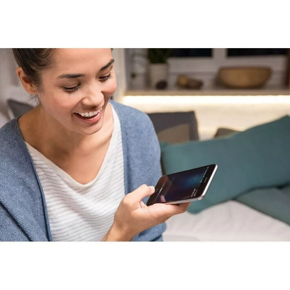 LEDVANCE Smart+ E27 Multicolor 8,5W WLAN Bluetooth Glühbirne – RGBW, Alexa & Google kompatibel