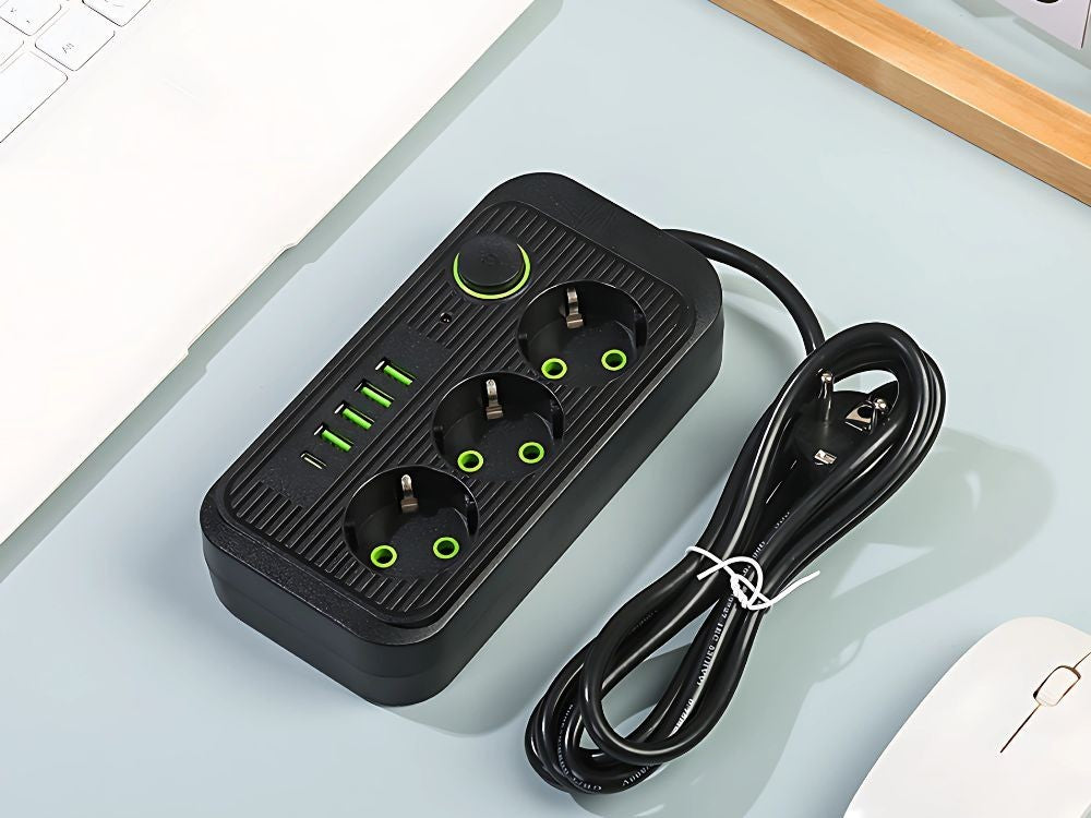 Steckdosenleiste 3x 250V 2m Kabel 4x USB + 1x USB-C mit Schalter ⚡