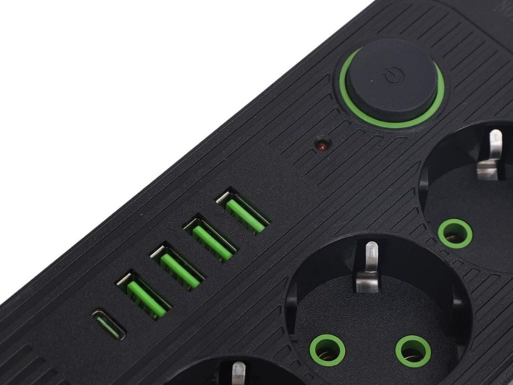 Steckdosenleiste mit 3 Steckplätzen, 4 USB & 1 USB-C – 2m Kabel