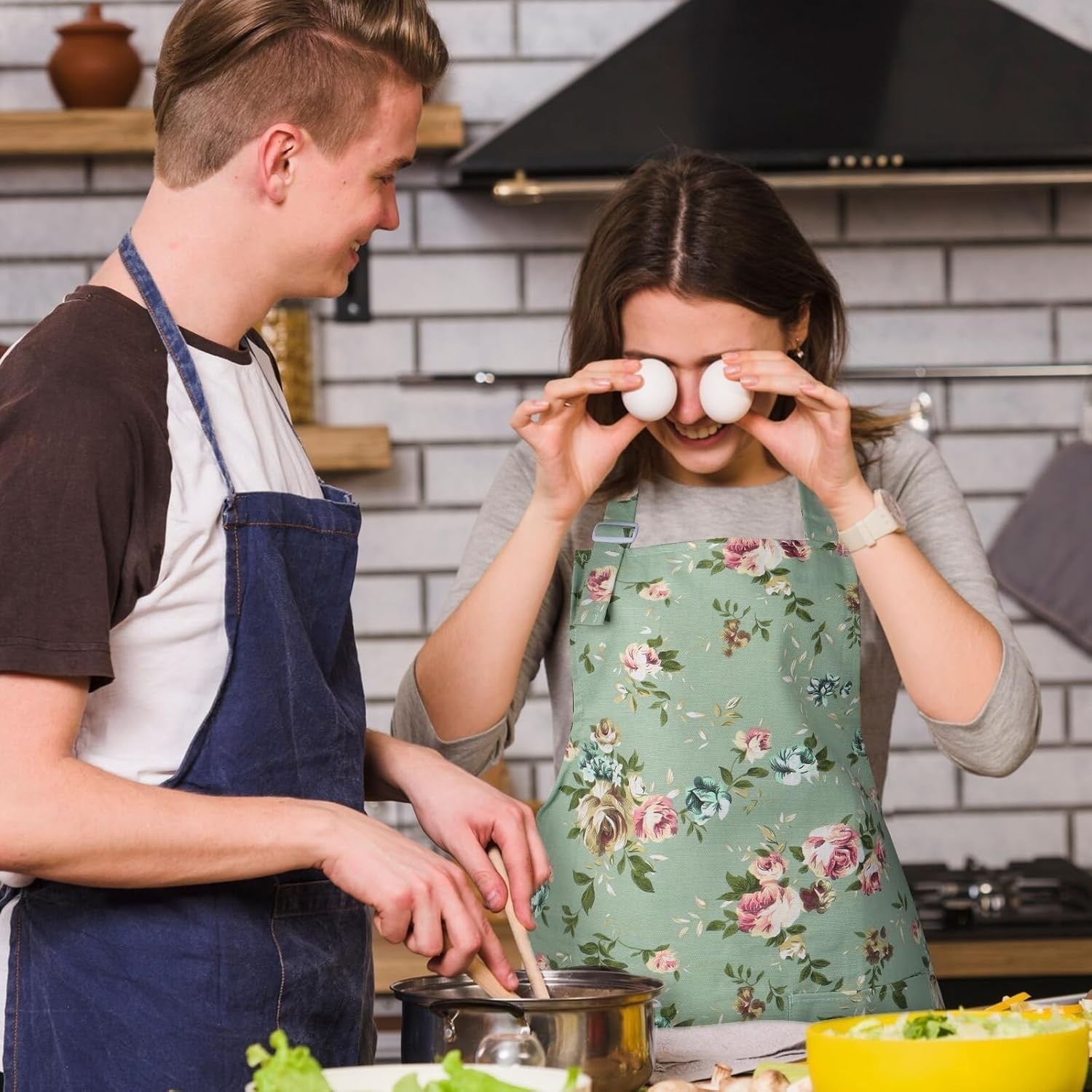 Blumenschürze für Damen – Verstellbare Küchen- & Gartenschürze aus Baumwoll-Canvas mit Tasche