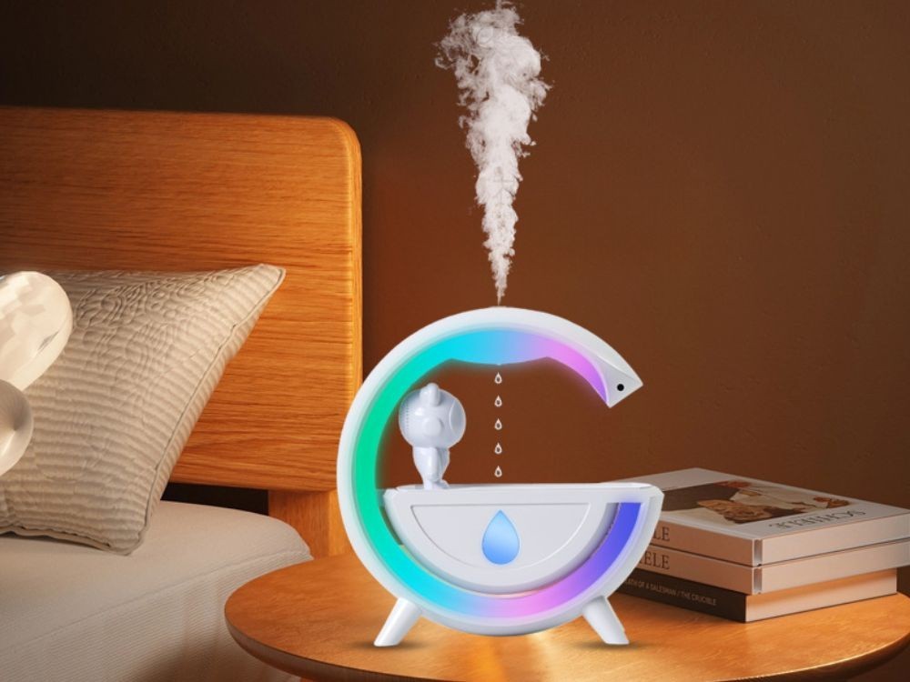 Luftbefeuchter Astronaut mit Bluetooth Lautsprecher LED RGB USB Mist