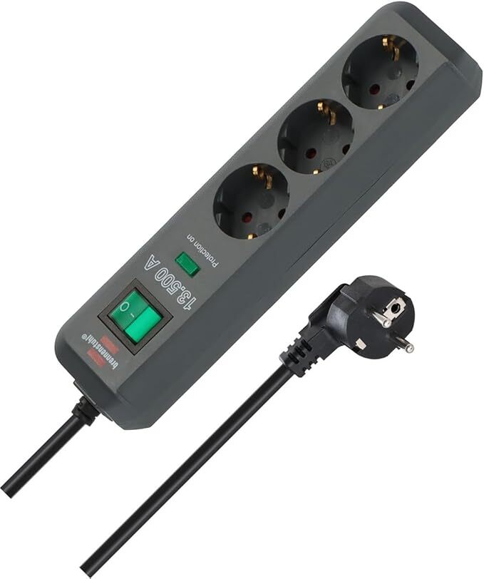 Brennenstuhl Eco-Line Steckdosenleiste 3-Fach mit Überspannungsschutz