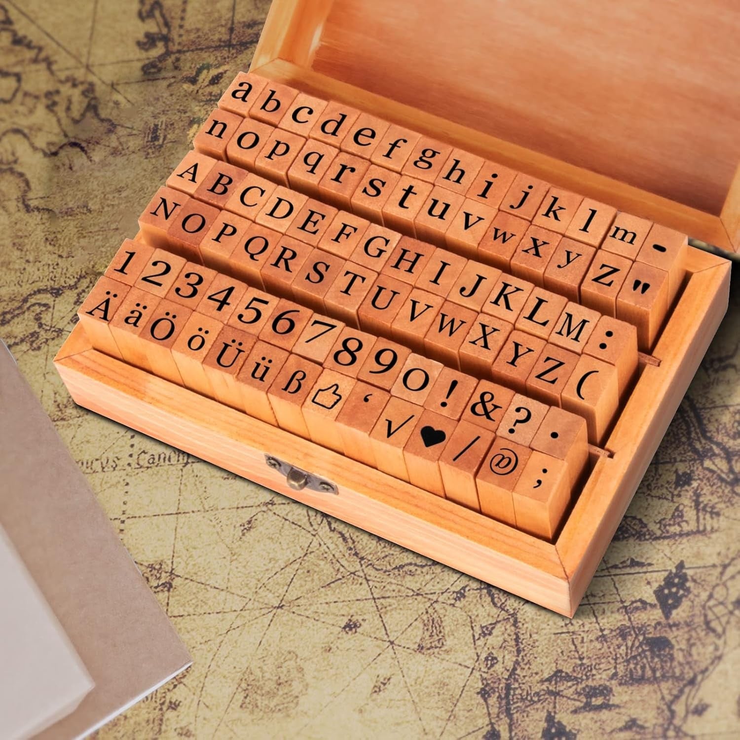 Alphabet Stempel Set 84 Stück Holz Vintage Buchstaben Zahlen Symbole mit Box