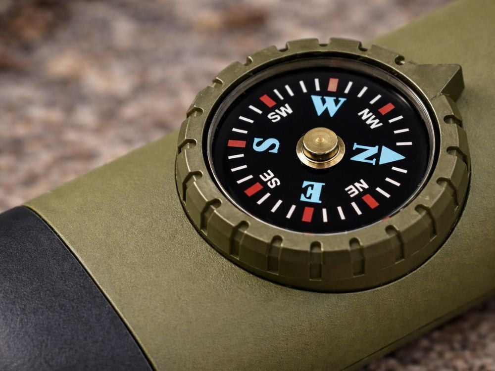 Survival Pfeife mit Kompass Taschenlampe Thermometer Outdoor