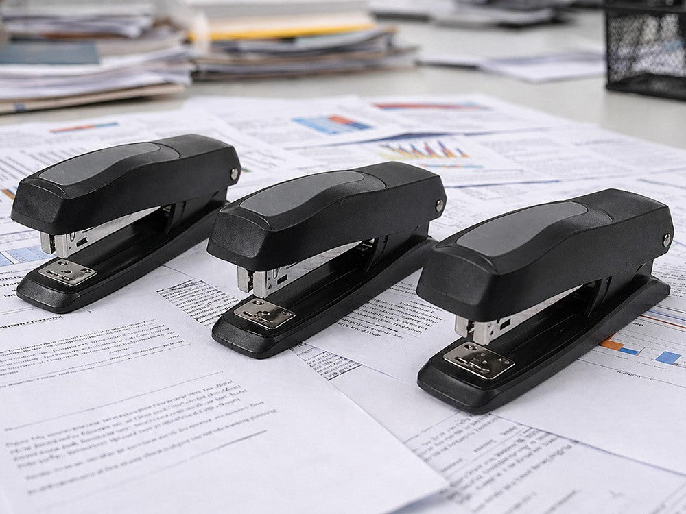 Ergonomischer Metall Bürohefter Schwarz Für Bis Zu 25 Blatt Stabiler Tacker Für Büro Schule und Zuhause