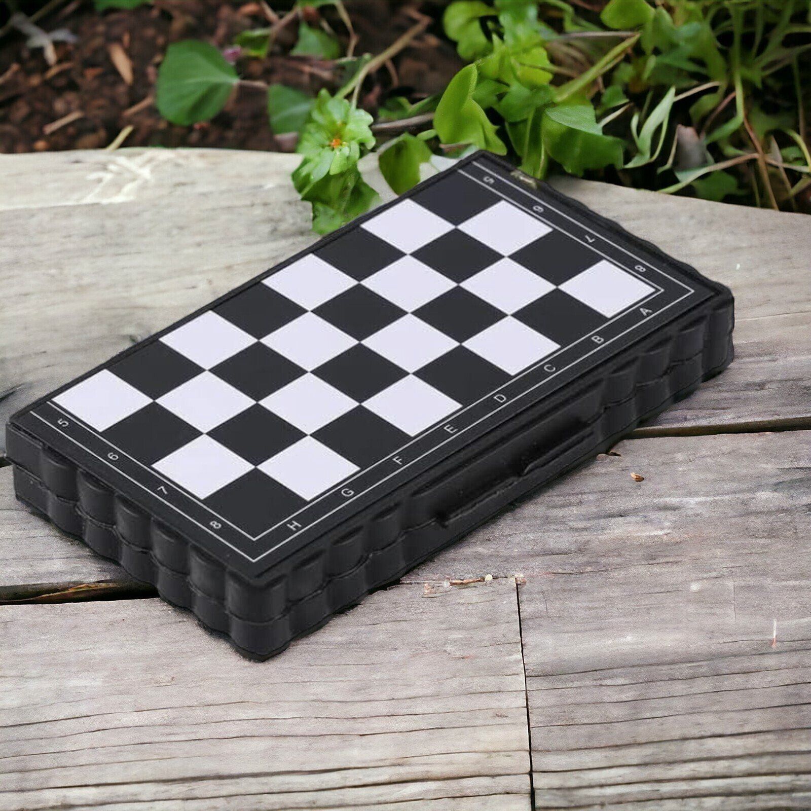 Schachbrett - Mini Schach Spiel to go 13 x13cm - magnetisch faltbar - Spaß Spiel