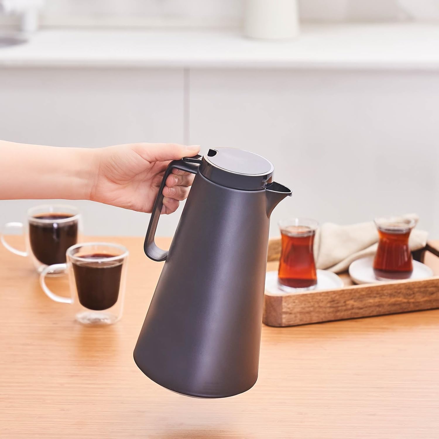 Karaca Thermoglass Lina Thermoskanne 1L – Teekanne mit Glaseinsatz 12h heiß