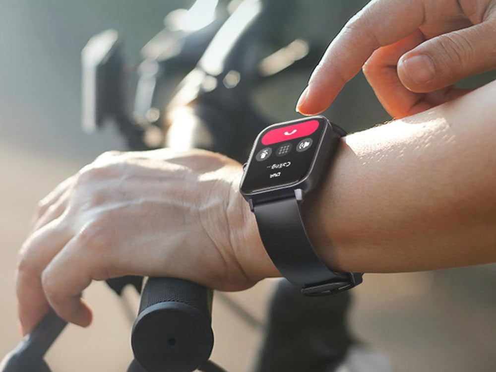 Smartwatch mit Bluetooth & Telefonfunktion – Sportuhr für Damen & Herren, Rosa Silikonarmband