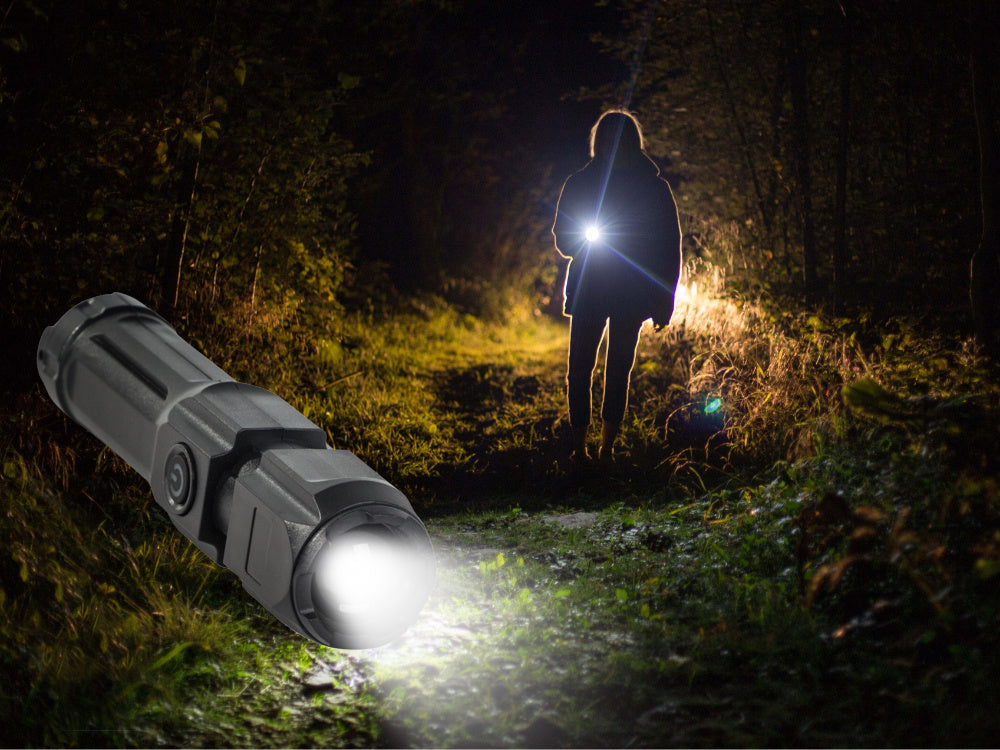 Wiederaufladbare taktische LED-Taschenlampe mit Zoom – XPE starke Militärlampe