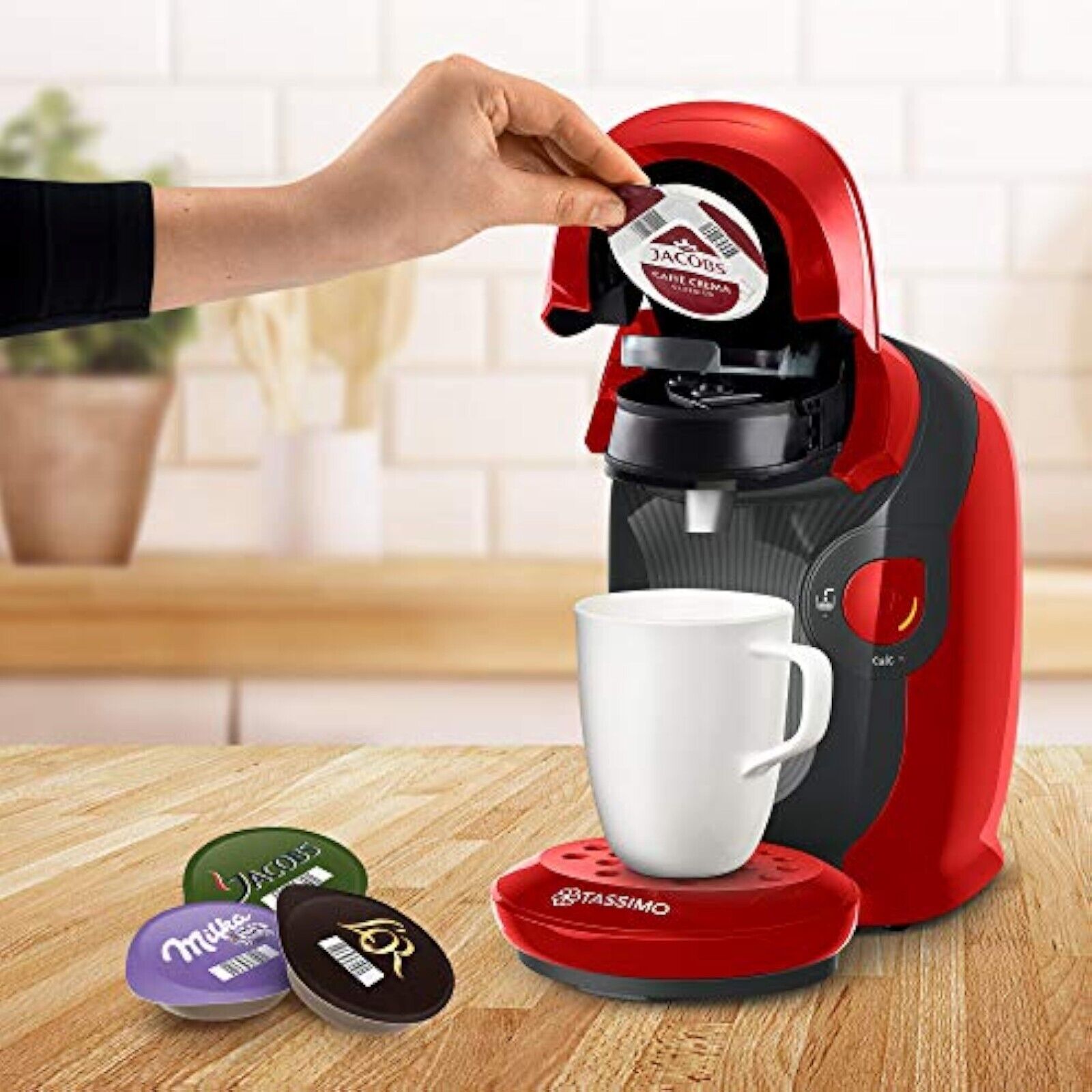 BOSCH Style TAS1103 rot Tassimo Kapselmaschine Intellibrew LED-Bedienfeld