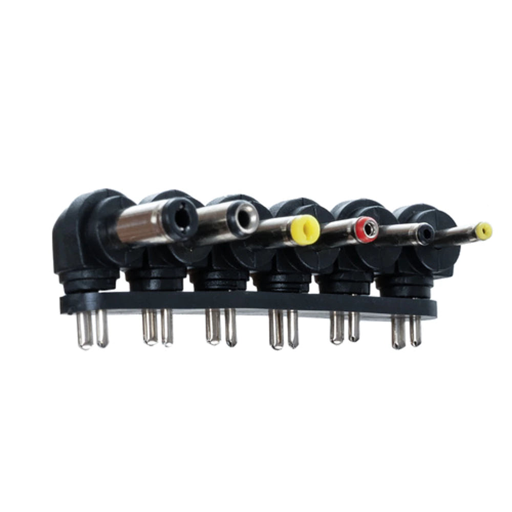Izoxis Universal Netzteil 3–12V 30W – Spannungsregelung & 6 Adapterstecker